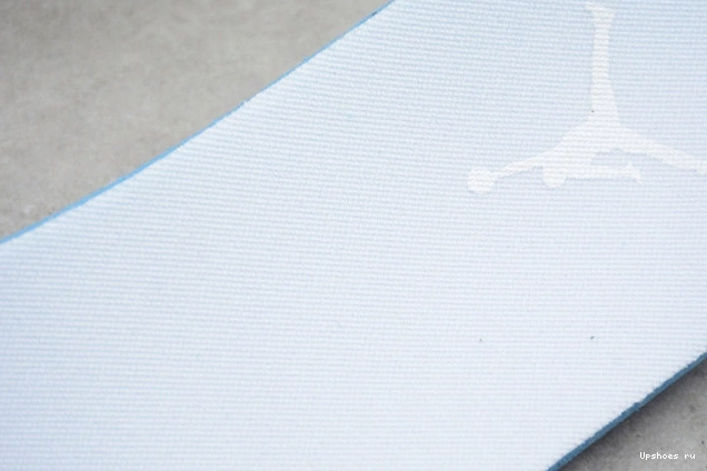 AR0715-100 Air WMNS 11 Jordan Metallic White Grey SilverVast 0715